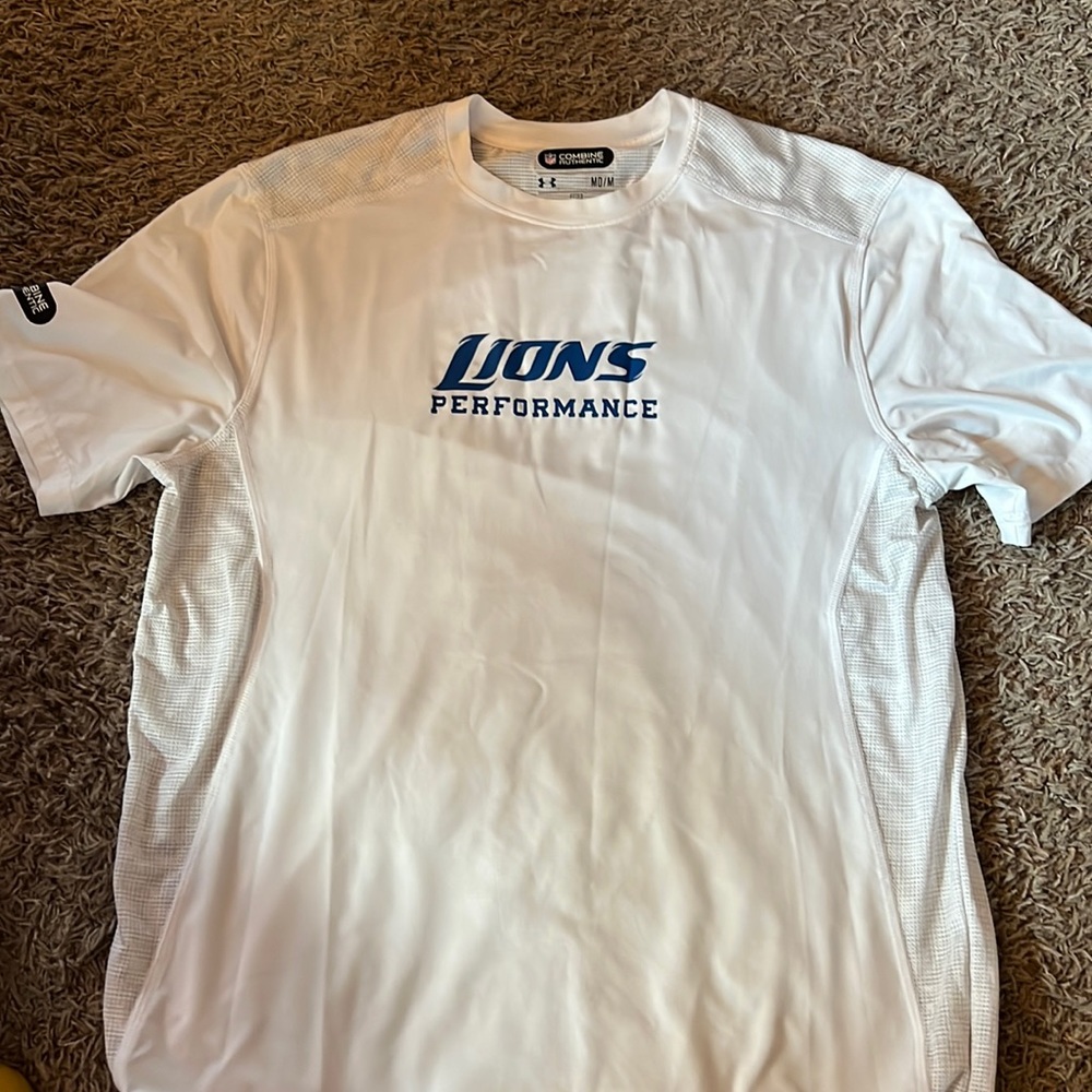 Detroit Lions Under Armour Athletic T-shirt